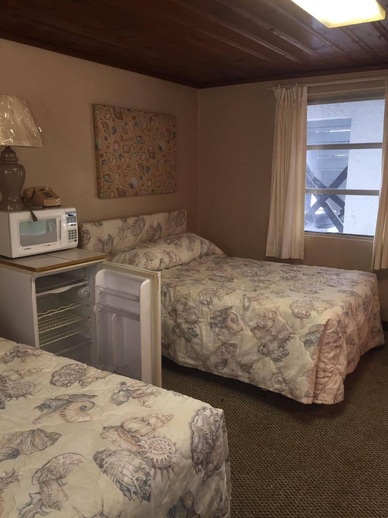 אואק איילנד Captain'S Cove Motel מראה חיצוני תמונה