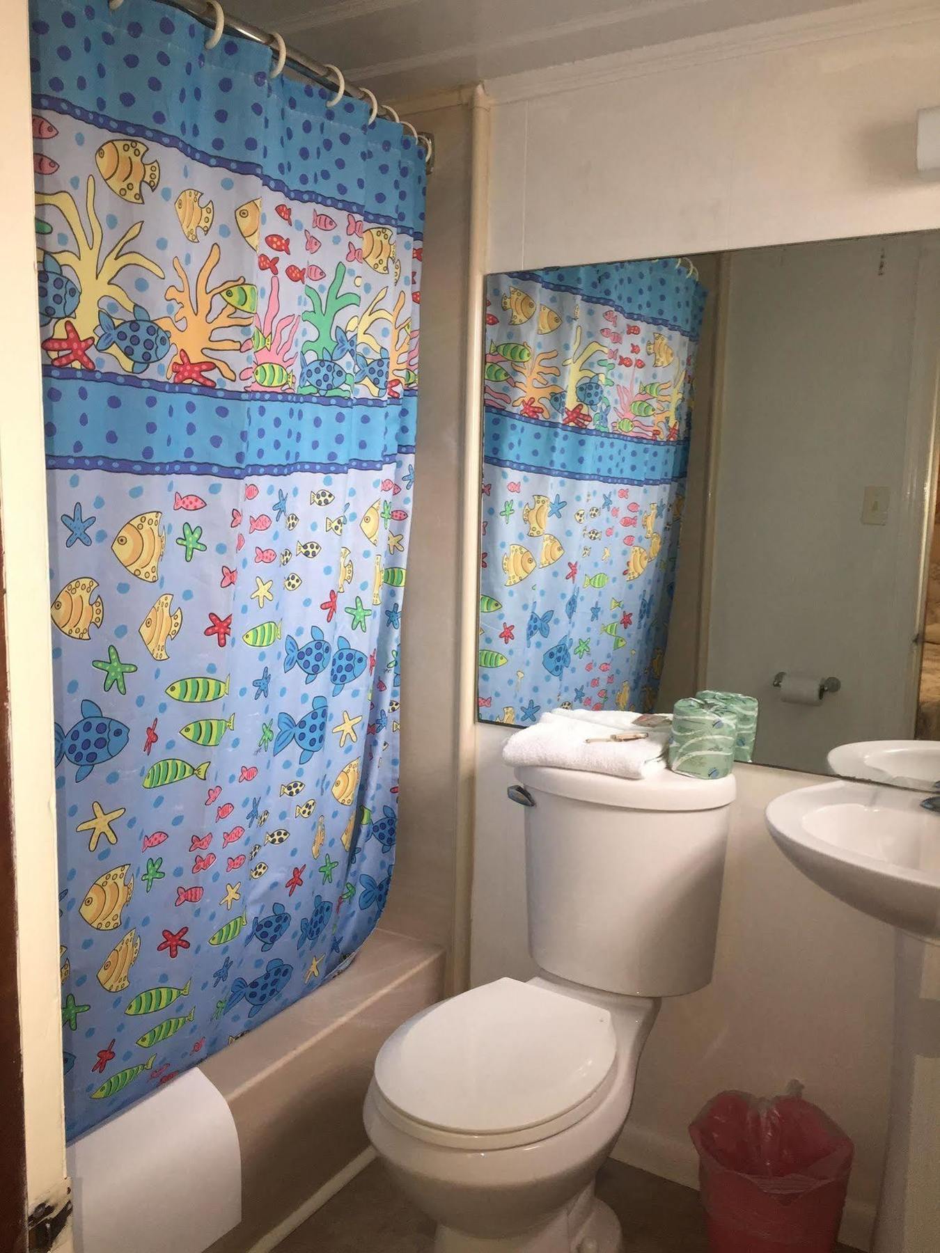 אואק איילנד Captain'S Cove Motel מראה חיצוני תמונה